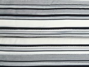 Webware Baumwolle Estella - aufgenähte Streifen - grau
