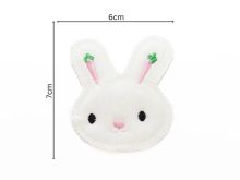 Nahaufnahme von Stick-Applikation zum Aufnähen ca 6 cm x 7 cm - Hase - weiß - rosa