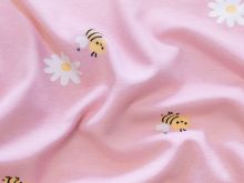 Nahaufnahme von Jersey Digitaldruck - süße Bienchen - rosa