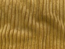 Nahaufnahme von einem Cordstoff in der Farbe ocker