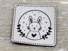 Nahaufnahme von Label Kunstleder KDS - Hasen - silber