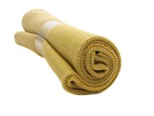 Nahaufnahme von Stoffcoupon 70 cm x 50 cm - Jacquard Designerstoff der dänischen Firma Kvadrat - gelb