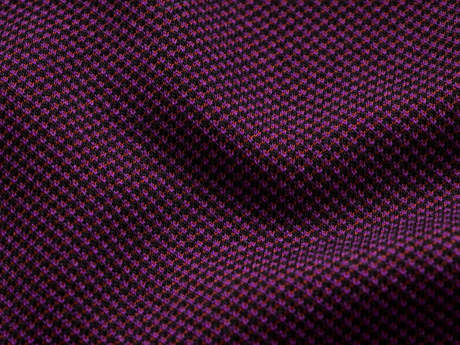 Jacquard Designerstoff der dänischen Firma Kvadrat - aubergine