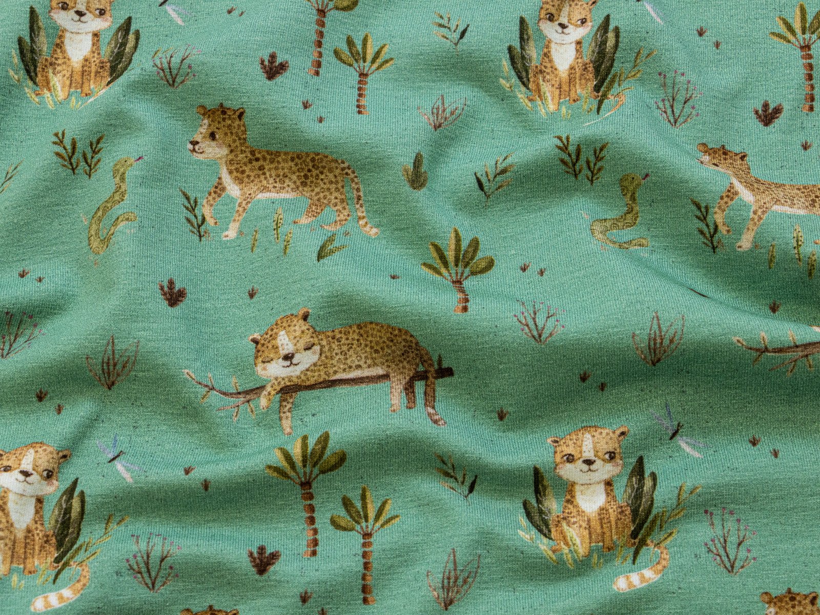 Jersey Swafing Animals by Christiane Zielinski - süße Leopardenkinder - grün