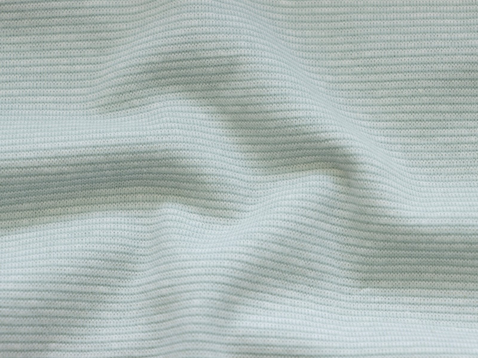 Bündchen glatt ca. 70 cm im Schlauch - 1mm breite Streifen - weiß-eisblau