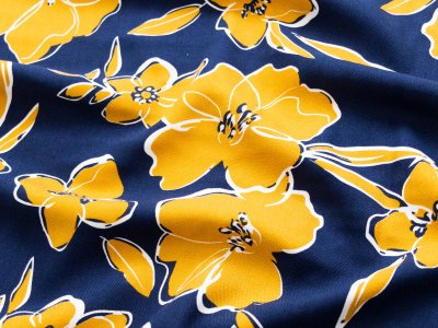 Twill Viskose - große Blüten - nachtblau-ocker
