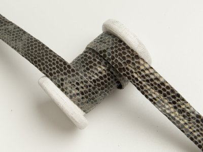 Einfassband/Falzband mit Foliendruck - Schlangenhaut - grau
