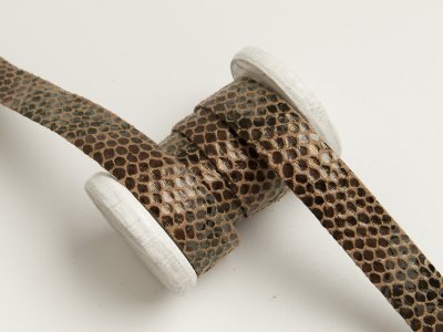 Einfassband/Falzband mit Foliendruck - Schlangenhaut - braun