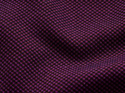 Jacquard Designerstoff der dänischen Firma Kvadrat - aubergine