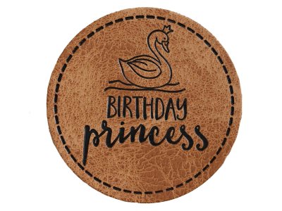 Jessy Sewing Kunstleder-Label mit aufgedruckter Nähnaht - "Birthday Princess" - braun