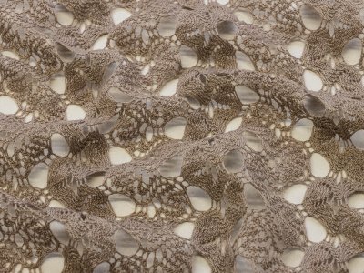 Hochwertige Spitze - Ginkgoblätter - taupe