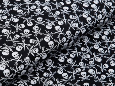 Webware Baumwolle Popeline - Totenköpfe und Säbel - schwarz