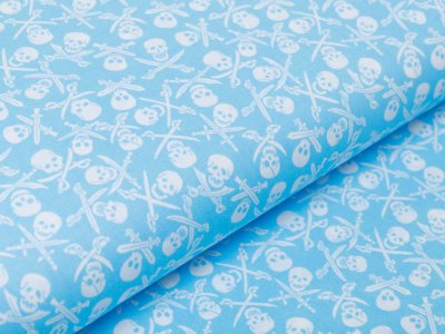 Webware Baumwolle Popeline - Totenköpfe und Säbel - babyblau