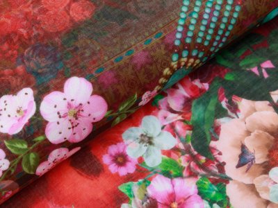 Webware Voile Kaftan Digitaldruck Stenzo PANEL ca. 200 x 150 cm - Blumen und verschiedene Muster - rot
