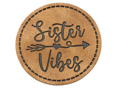 Jessy Sewing Kunstleder-Label mit aufgedruckter Nähnaht - "Sister Vibes" - braun