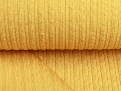 Wollstrickstoff - verschnörkelte Rippen - uni ocker